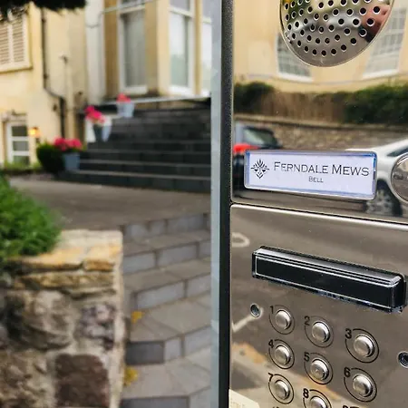 Ferndale Mews Couette-café Bristol