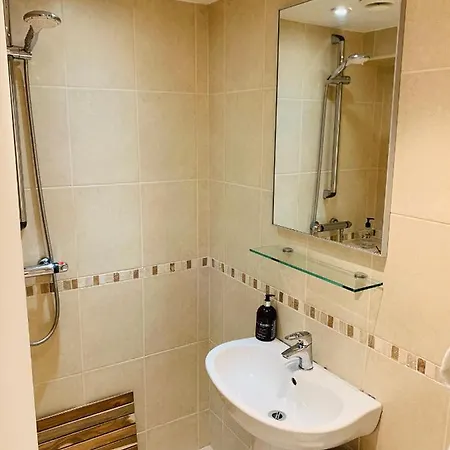 Panzió Ferndale Mews 4*
