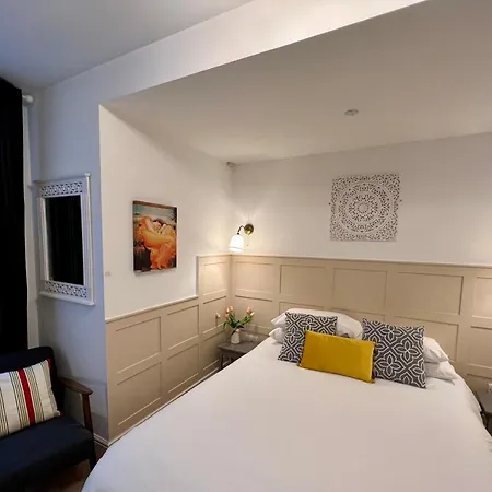 Bed & Breakfast Ferndale Mews Bristol