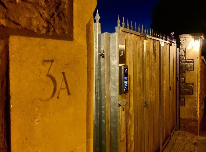 Ferndale Mews فندق مبيت وإفطار 4*