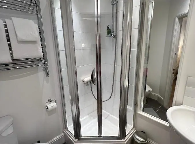 Ferndale Mews Bed and breakfast Bristol